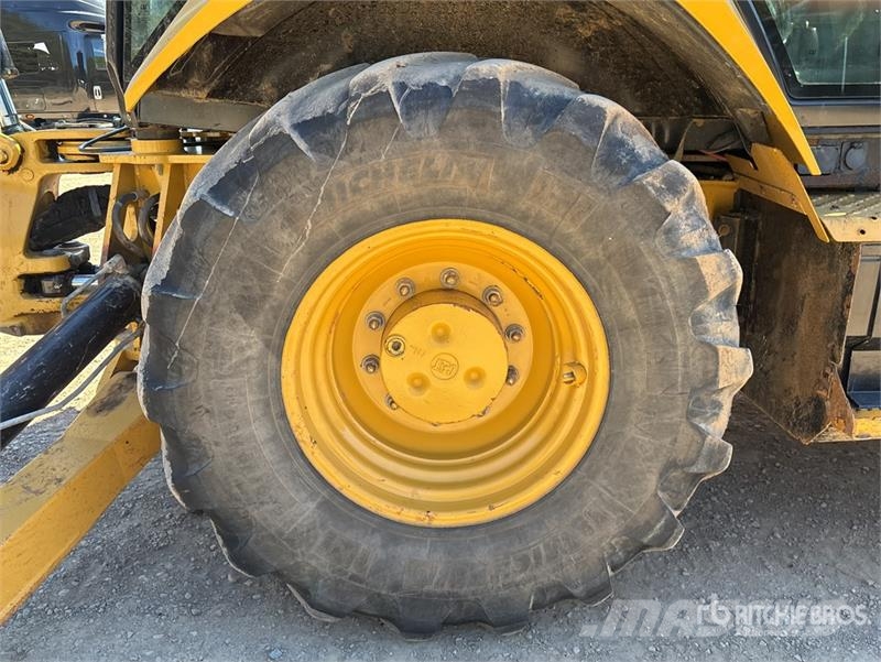 CAT 420F2IT 4x4 Backhoe Loader Ekskavatori-iekrāvēji