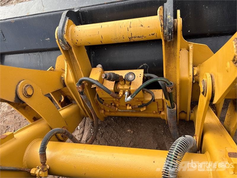 CAT 420F2IT 4x4 Backhoe Loader Rendegravere