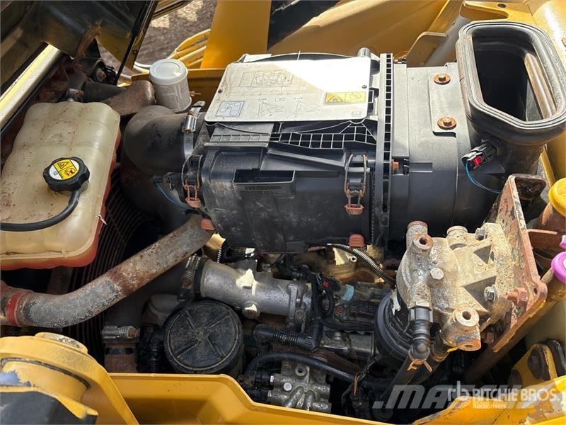 CAT 420F2IT 4x4 Backhoe Loader Rendegravere