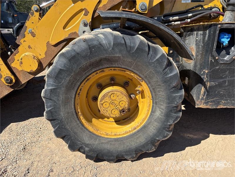 CAT 420F2IT 4x4 Backhoe Loader Ekskavatori-iekrāvēji
