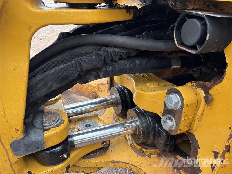 CAT 420F2IT 4x4 Backhoe Loader Rovokopači