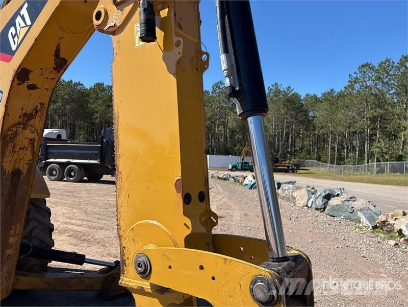 CAT 420F2IT 4x4 Backhoe Loader Ekskavatori-iekrāvēji