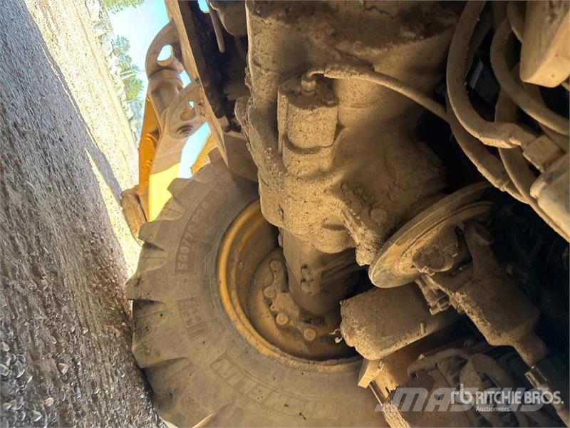 CAT 420F2IT 4x4 Backhoe Loader Ekskavatori-iekrāvēji