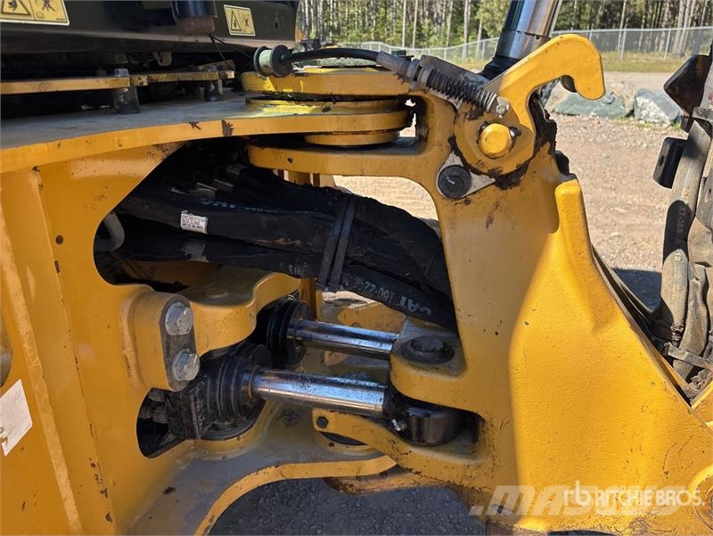 CAT 420F2IT Backhoe Loader Kotrórakodók