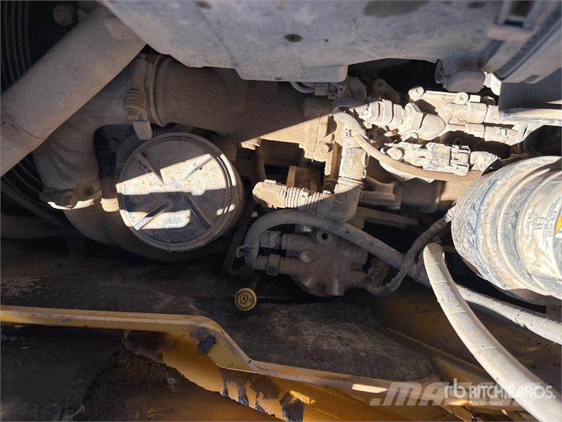 CAT 420F2IT Backhoe Loader Kotrórakodók