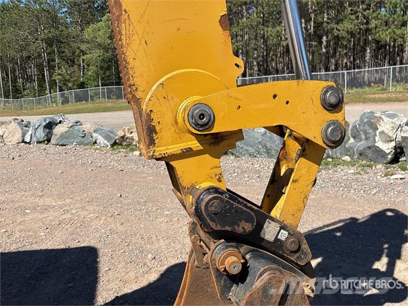 CAT 420F2IT Backhoe Loader Kotrórakodók