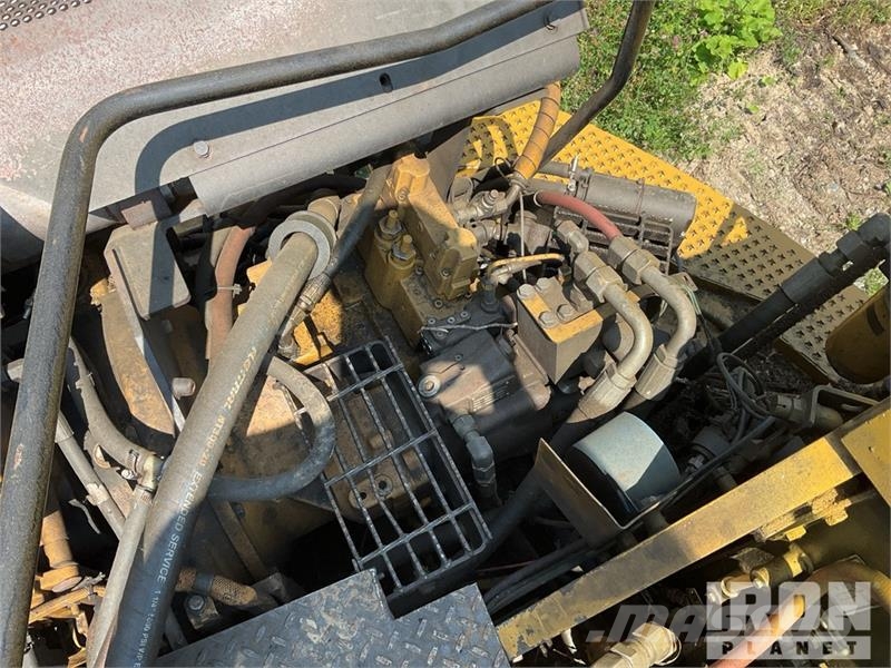 CAT 541 Series 2 Track Feller Buncher Feller bunchers