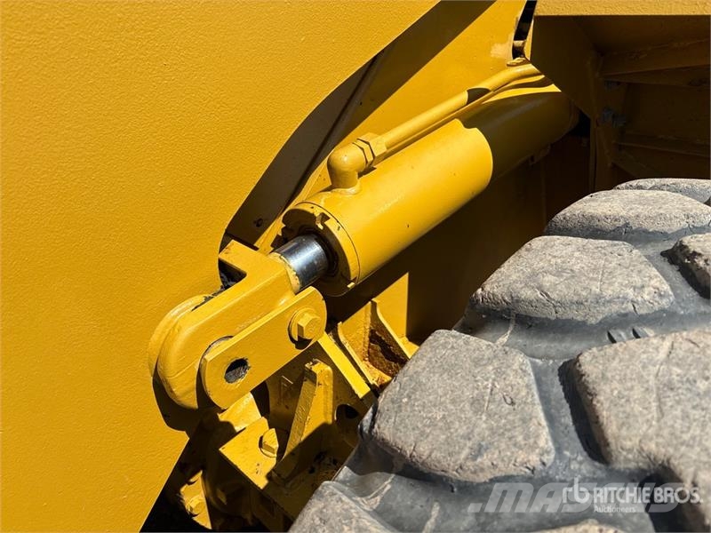 CAT 938H Wheel Loader Wielladers