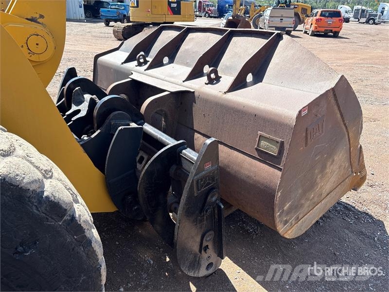 CAT 938H Wheel Loader Wielladers