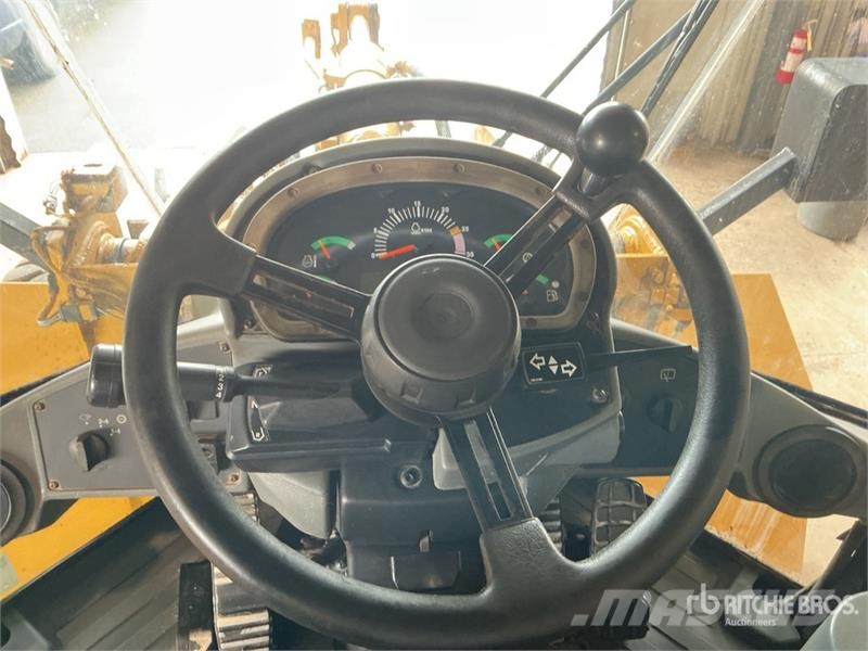 CAT 938H Wheel Loader Wielladers