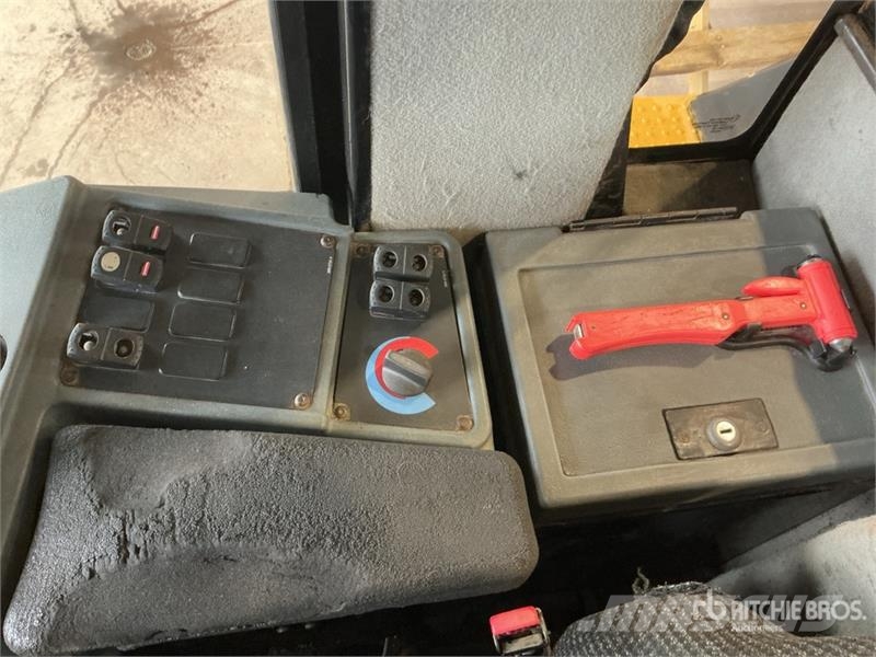 CAT 938H Wheel Loader Wielladers