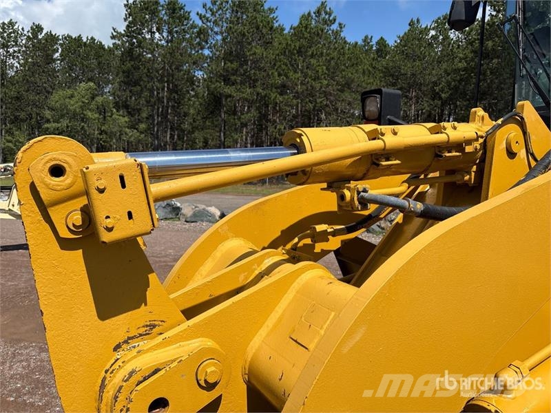 CAT 938H Wheel Loader Wielladers