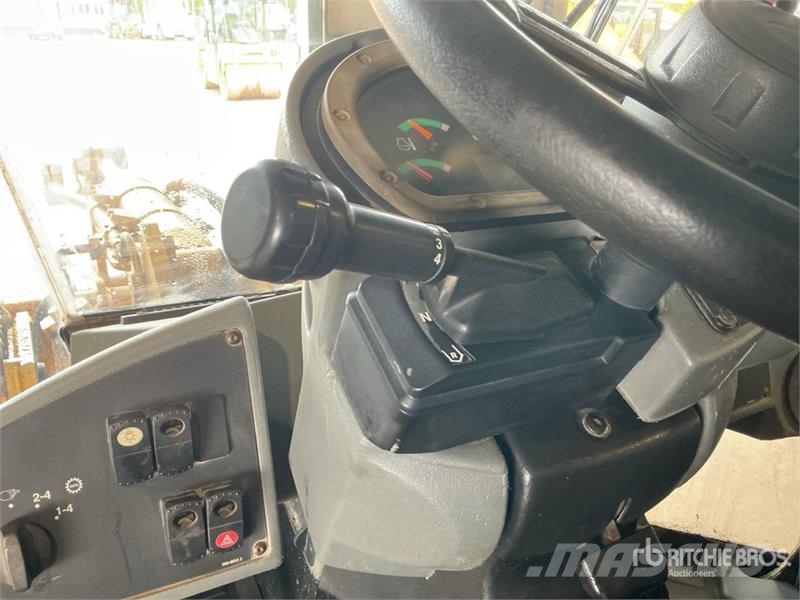 CAT 938H Wheel Loader Wielladers