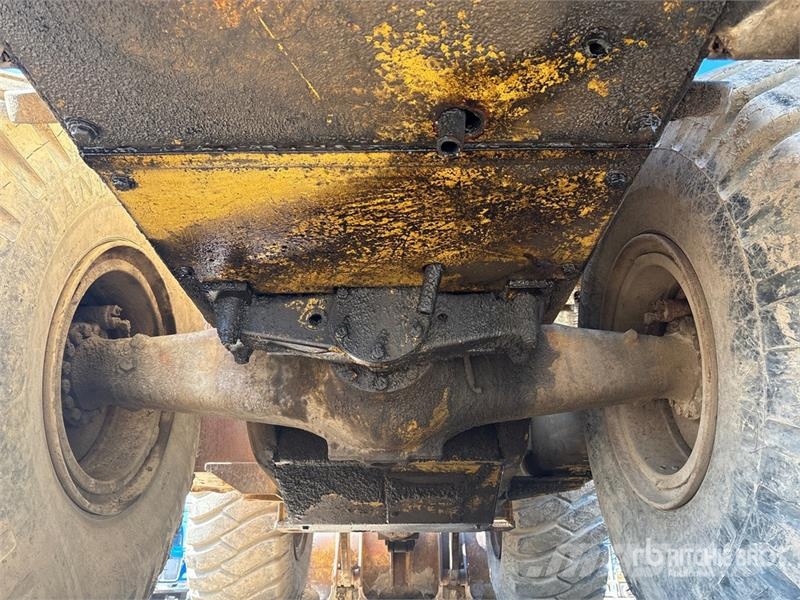 CAT 966D Kolesni nakladalci