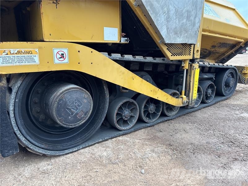 CAT AP-1055D Asfalta klājēji