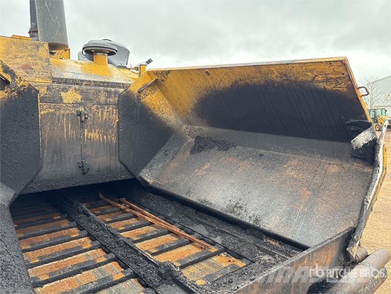 CAT AP-1055D Asfalta klājēji