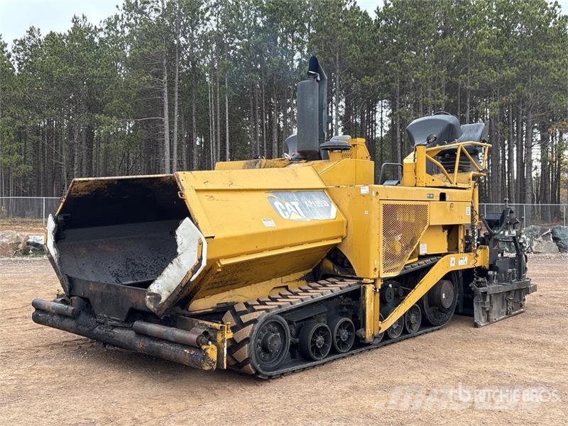 CAT AP-1055D Asfalta klājēji