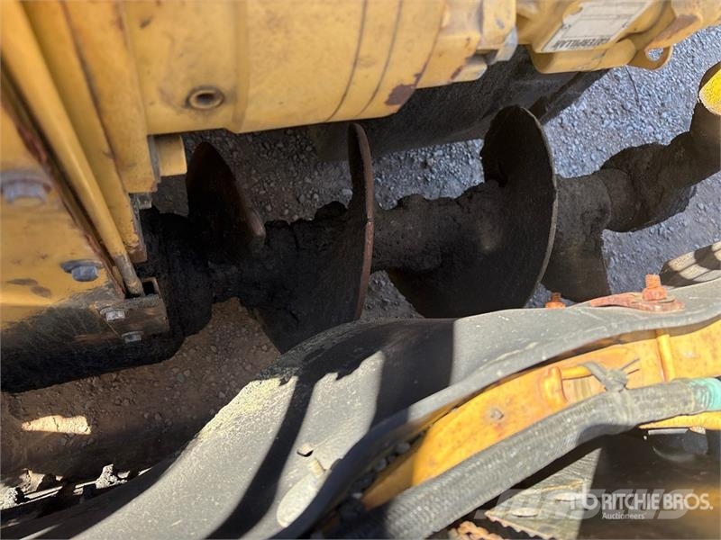 CAT AP-650B Asphalt pavers