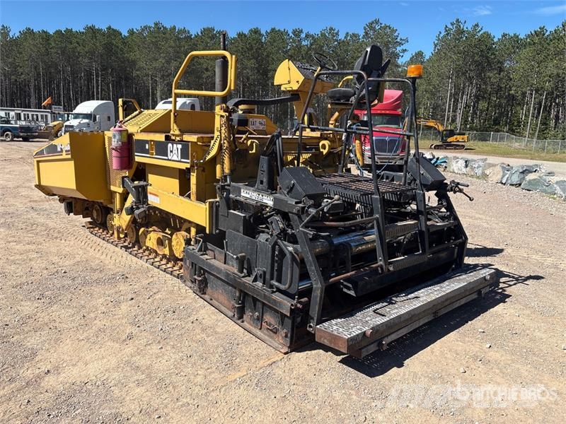CAT AP-650B Asphalt pavers