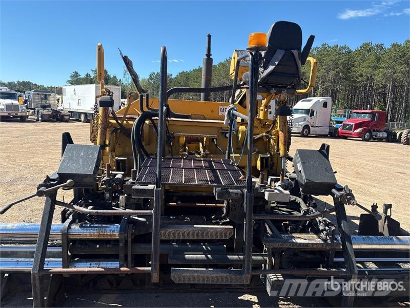 CAT AP-650B Asphalt pavers