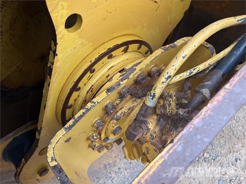 CAT CS433E Smooth Drum Compactor Valsetog