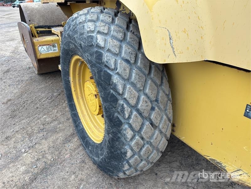 CAT CS433E Smooth Drum Compactor Valsetog