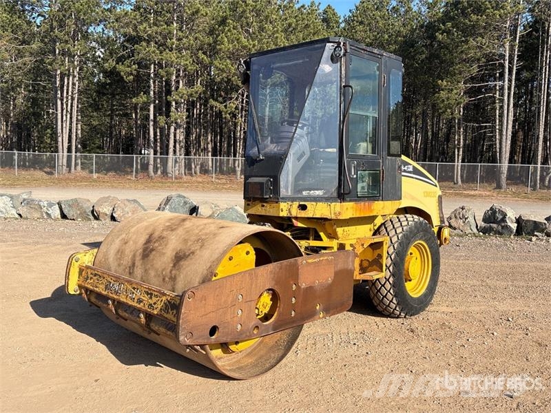 CAT CS433E Smooth Drum Compactor Valjci sa jednim bubnjem