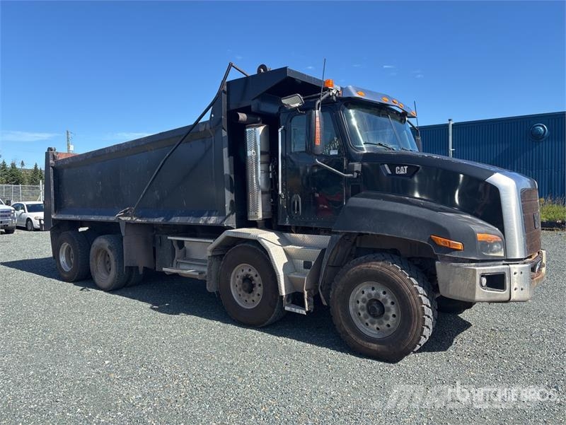 CAT CT660 Kiper kamioni