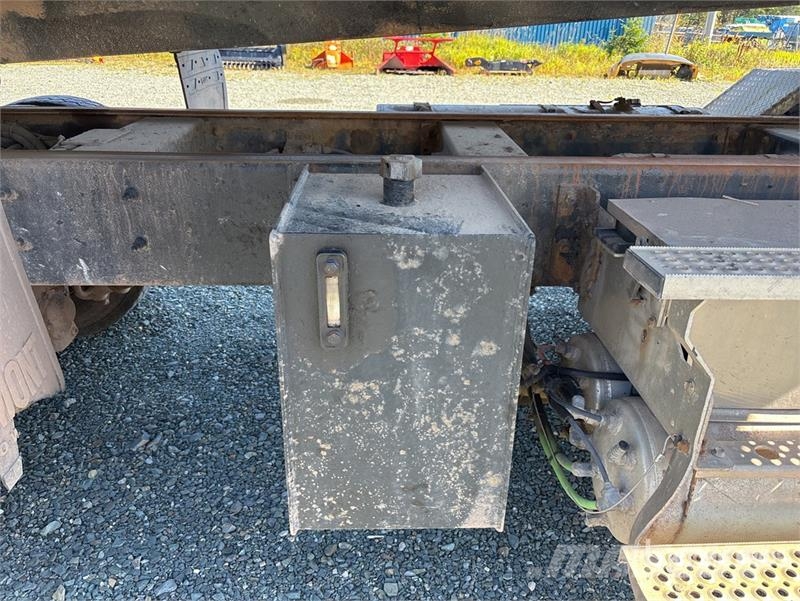 CAT CT660 Kiper kamioni