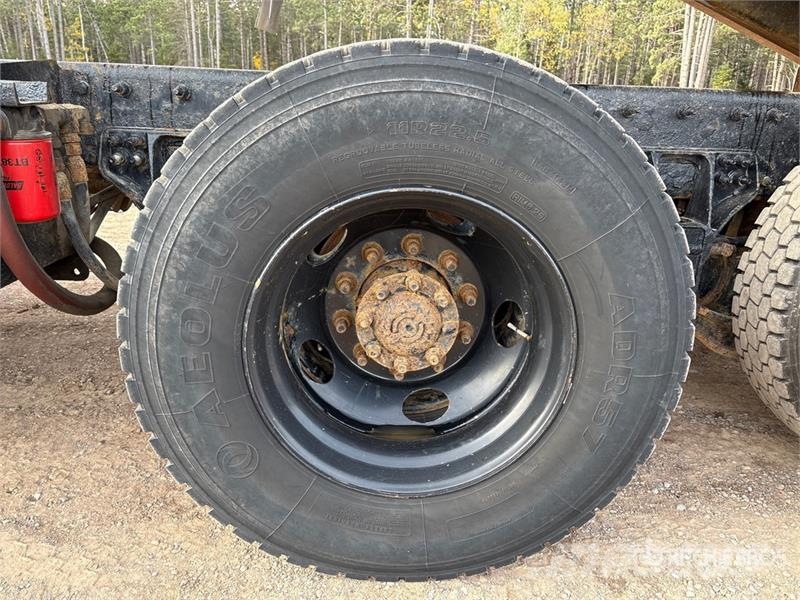 CAT CT660S Kipper