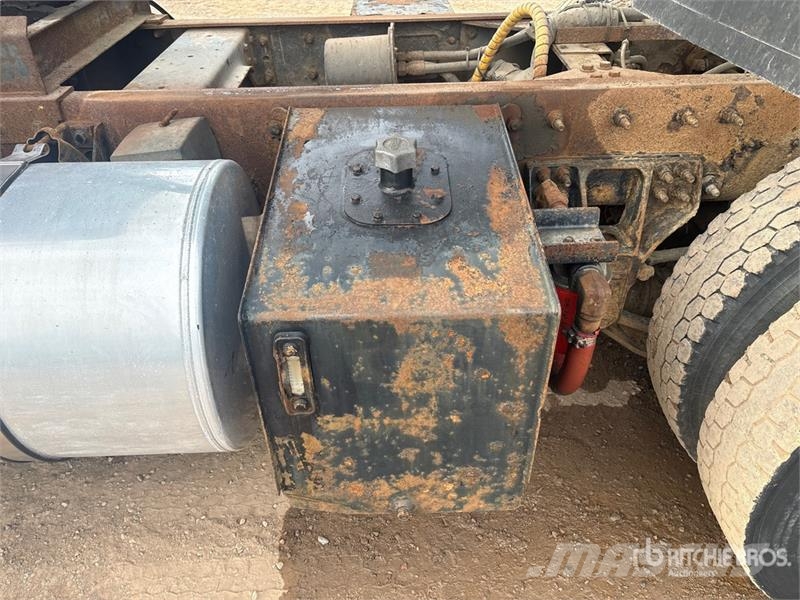 CAT CT660S Kipper