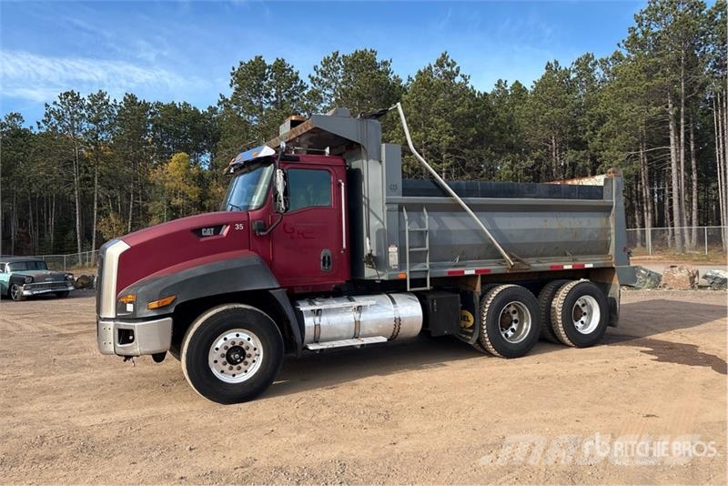 CAT CT660S Kipper