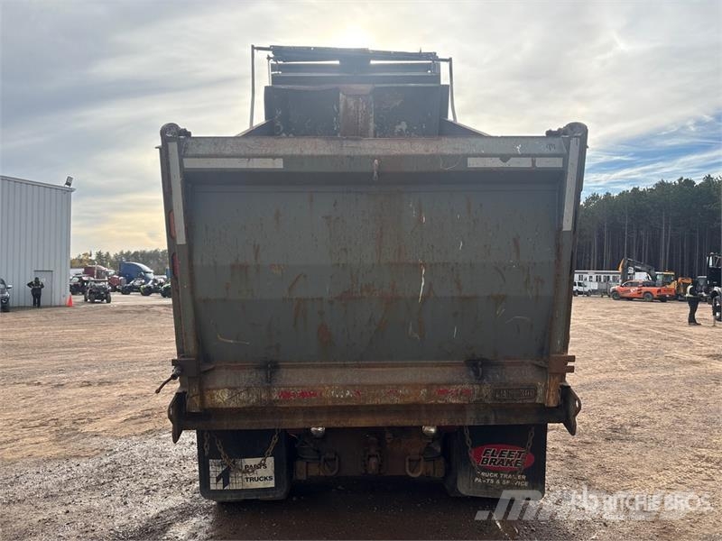 CAT CT660S Kipper