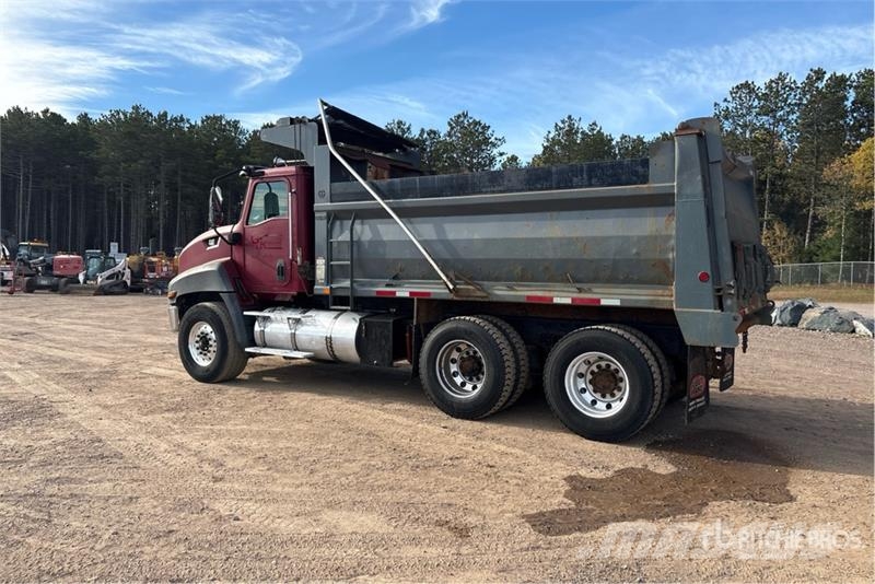 CAT CT660S Kipper