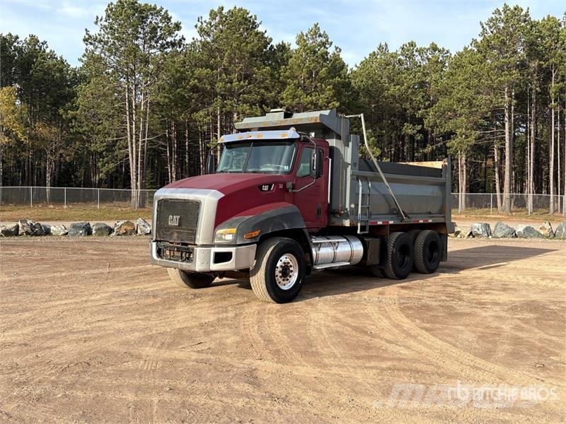 CAT CT660S Kipper