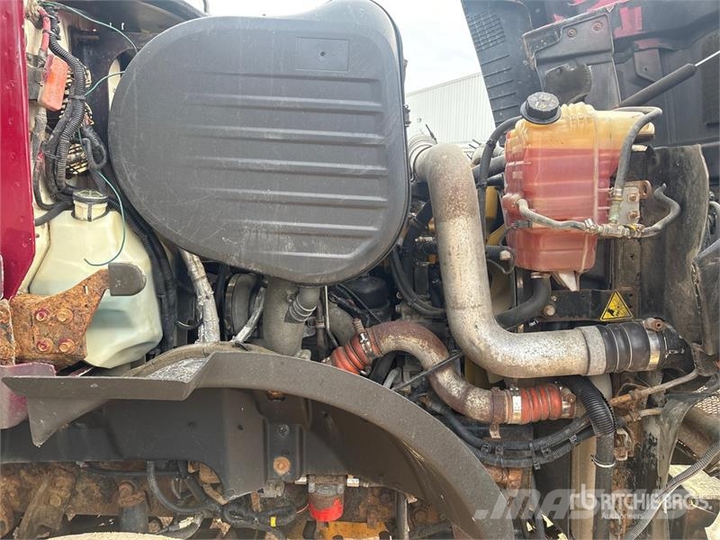 CAT CT660S Kipper