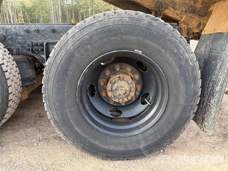 CAT CT660S Kipper
