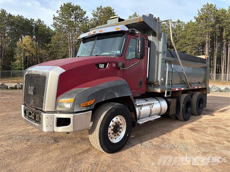 CAT CT660S Kipper