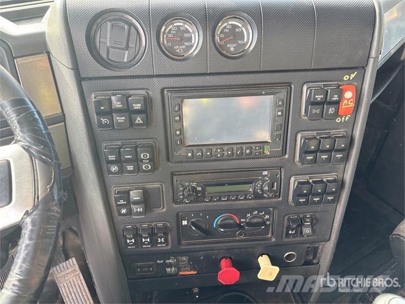 CAT CT660S Kipper