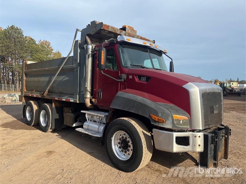 CAT CT660S Kipper