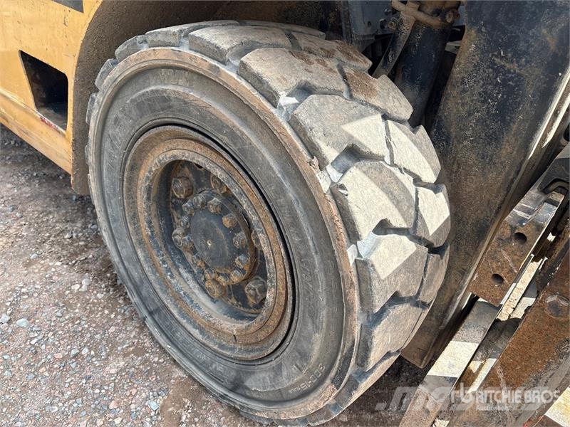 CAT GPL40 8100 lb Forklift Wózki widłowe inne