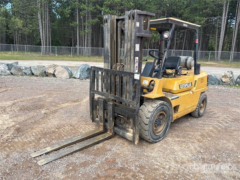 CAT GPL40 8100 lb Forklift Wózki widłowe inne