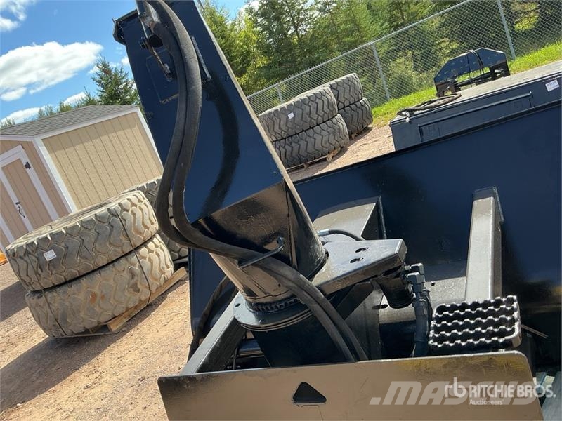 CAT SR321 86 in Skid Steer Snowblower Lumefreesid