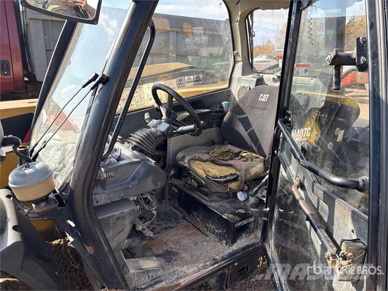 CAT TH407C Teleszkópos rakodók