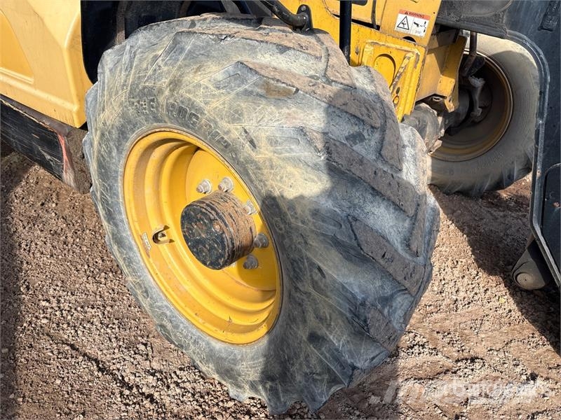 CAT TH407C Teleszkópos rakodók