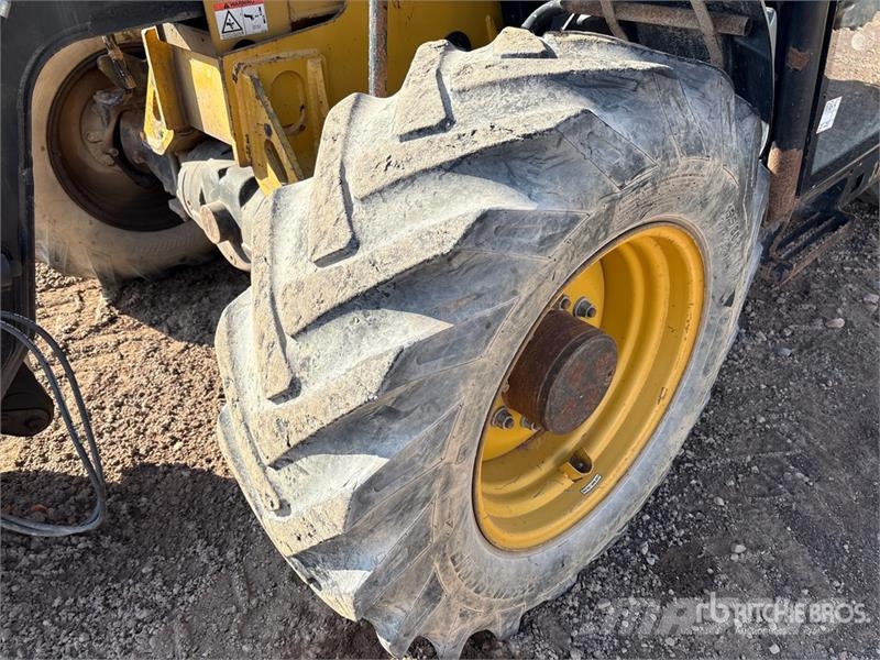CAT TH407C Teleszkópos rakodók