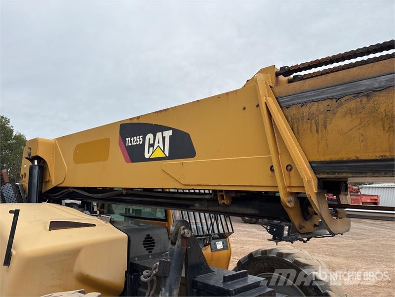 CAT TL1255 Teleskopski viličarji