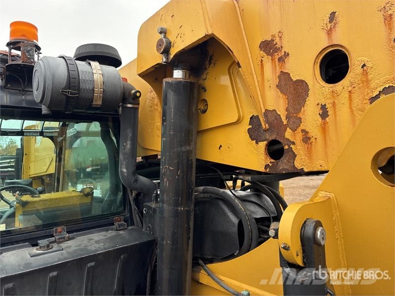 CAT TL1255C 伸縮臂操作車