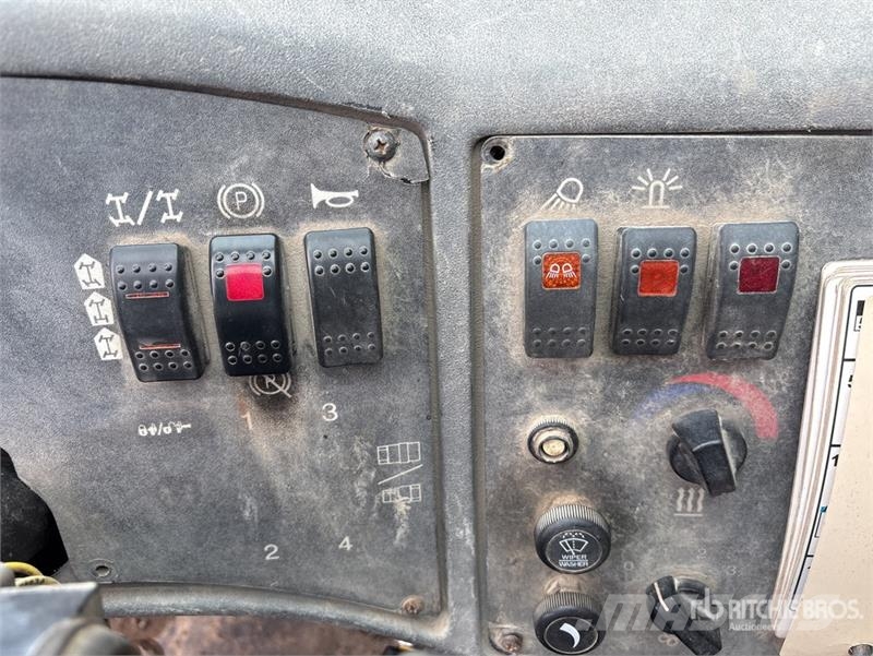 CAT TL1255C 伸縮臂操作車