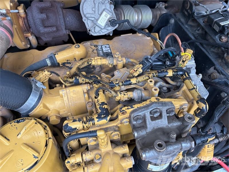CAT TL1255C 伸縮臂操作車